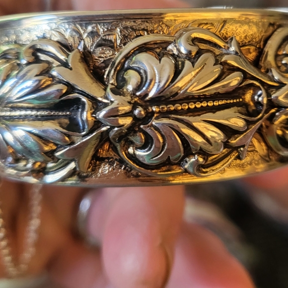 Vintage silver/gold tone Bangle Bracelet - Picture 7 of 7